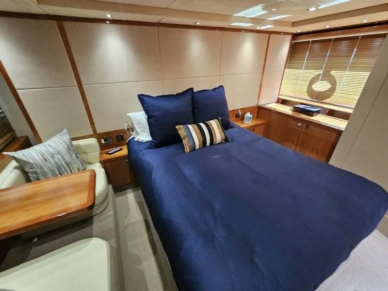 Slide: The Image of Sunseeker Predator 57 2016 - 27