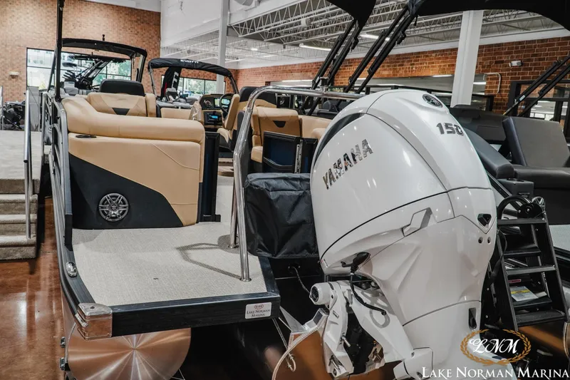 Slide: The Image of 2027 Evotti 521QL boat with Yamaha 150 engine at Lake Norman Marina. - 4