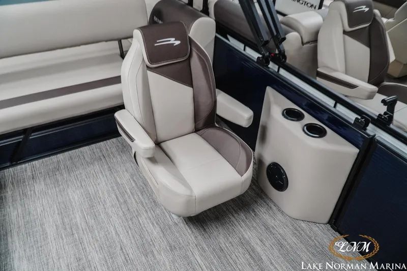 Slide: The Image of Luxurious seating on 2026 Bennington 22SSB pontoon boat at Lake Norman Marina. - 13