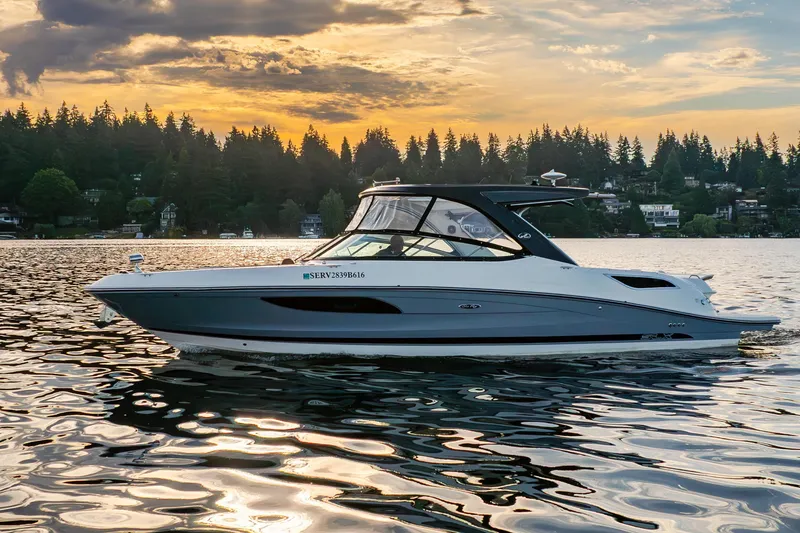 The Image of Sea Ray SLX 350 2016 - undefined