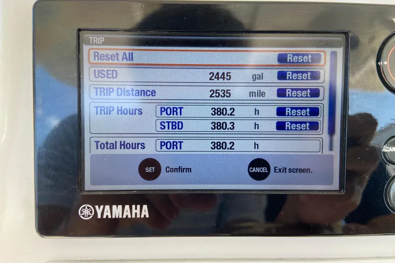 Slide: The Image of Yamaha display showing trip data for 2017 Stamas 317 Tarpon boat. - 60