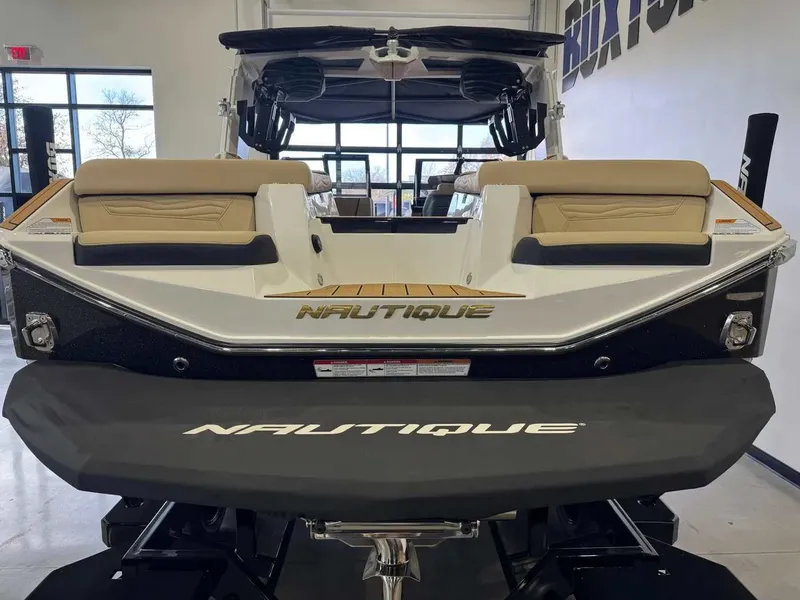 Slide: The Image of Nautique Super Air Nautique G23 2025 - 6