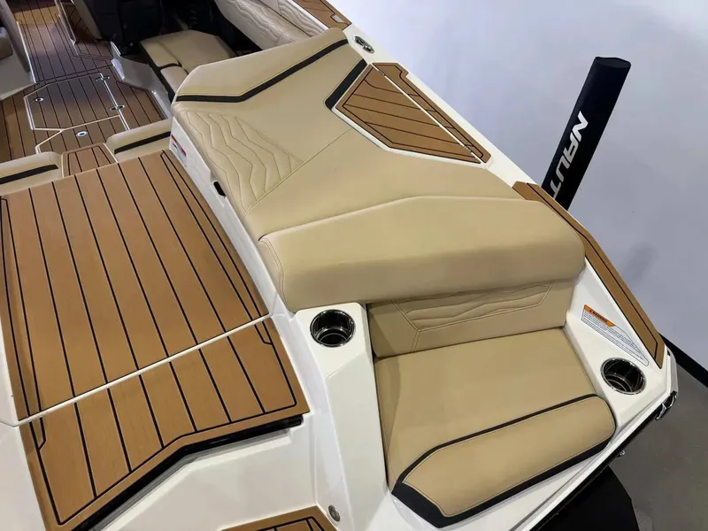 Slide: The Image of Nautique Super Air Nautique G23 2025 - 9