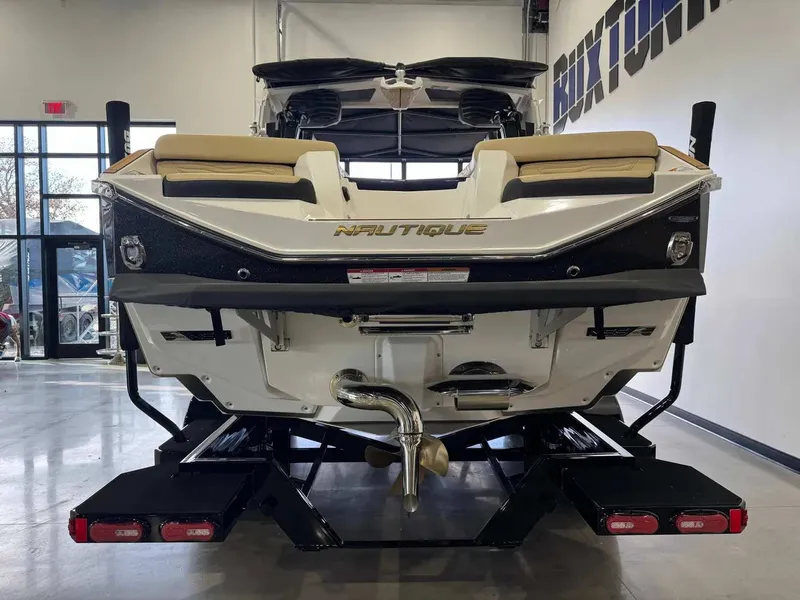 Slide: The Image of Nautique Super Air Nautique G23 2025 - 4