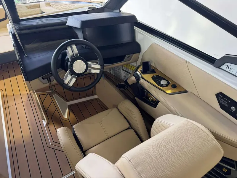 Slide: The Image of Nautique Super Air Nautique G23 2025 - 23