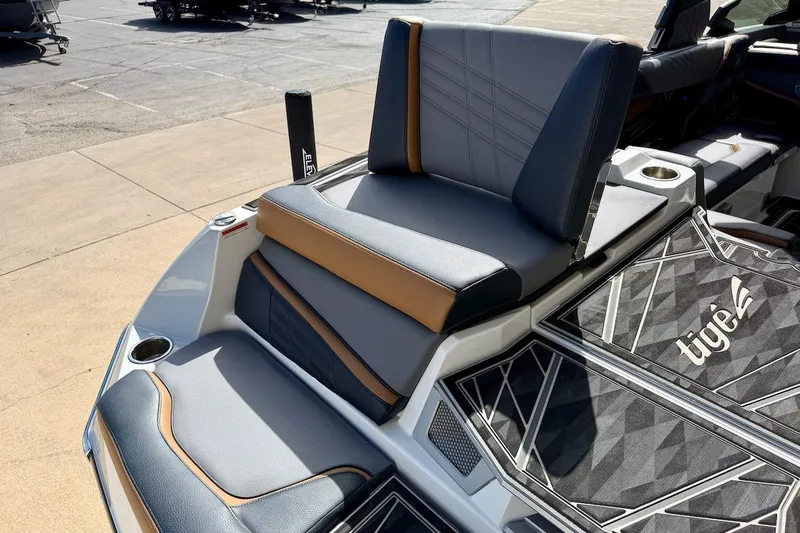 Slide: The Image of 2025 Tigé Ultré 25ZX boat seating with stylish upholstery and modern design. - 12