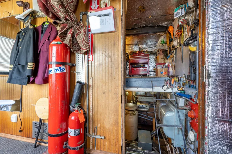 Slide: The Image of Custom Howdy Eidelman Sternwheeler - Jack Sarin 1990 - 79