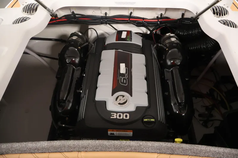 Slide: The Image of Engine compartment of 2026 Four Winns H4 boat, featuring a powerful 6.0L engine. - 40