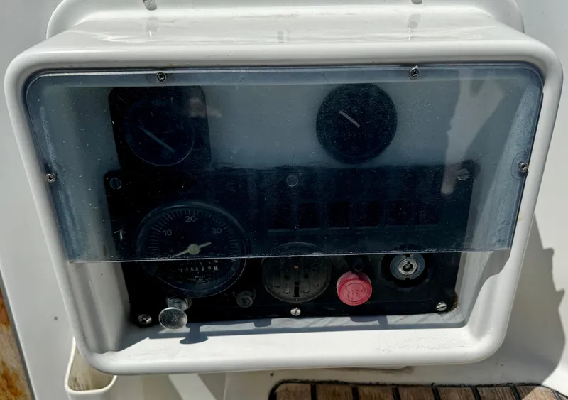 Slide: The Image of Control panel of a 1996 Beneteau Oceanis 40 CC sailboat. - 21