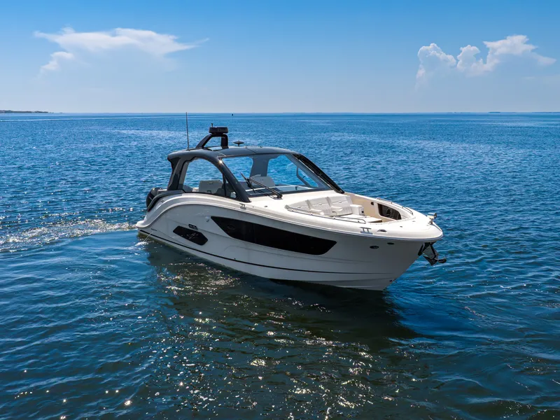 Slide: The Image of Sea Ray Sundancer 370 Outboard 2026 - 17
