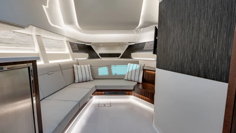 Slide: The Image of Sea Ray Sundancer 370 Outboard 2026 - 66