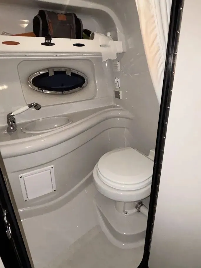 Slide: The Image of Crownline Boats 275 CCR 2008 - 25