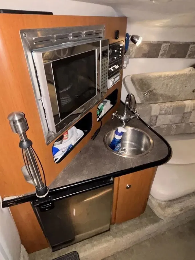 Slide: The Image of Crownline Boats 275 CCR 2008 - 20