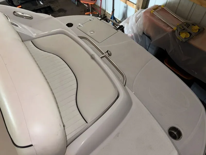 Slide: The Image of Crownline Boats 275 CCR 2008 - 5
