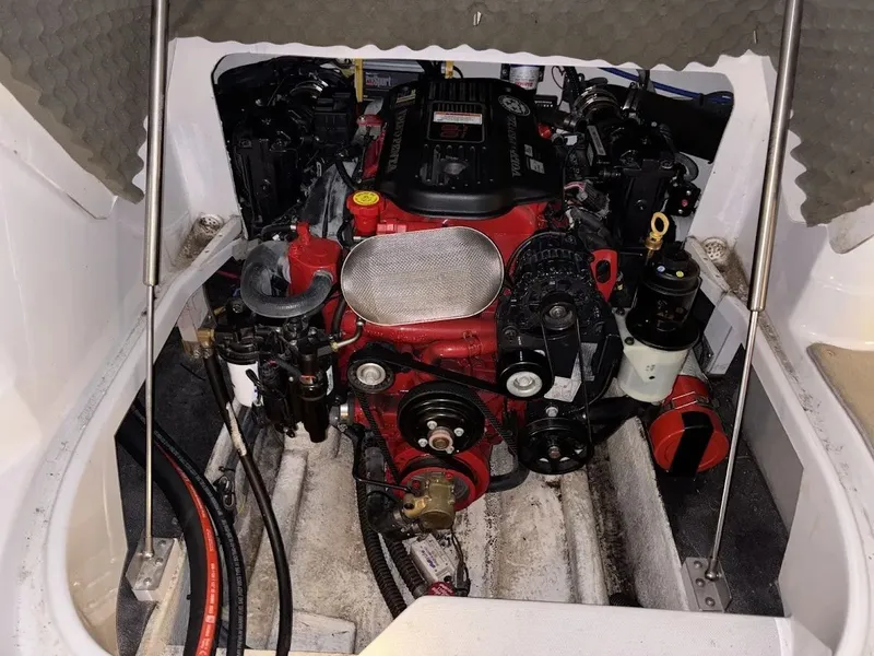 Slide: The Image of Crownline Boats 275 CCR 2008 - 15