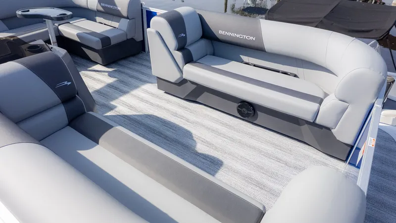 Slide: The Image of Interior of a Bennington 21 S Fish and Cruise pontoon boat with gray seating. - 8