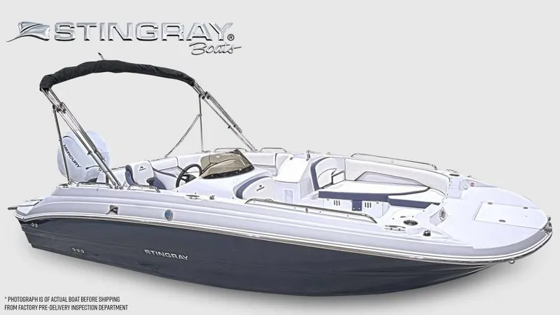 Slide: The Image of 2027 Stingray 192 SC with sleek design and comfortable seating. - 8