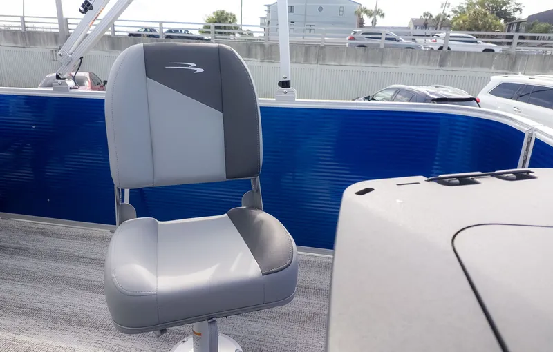 Slide: The Image of A gray boat seat on a Bennington 22 S 4 PT Fishing boat. - 6