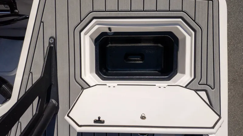 Slide: The Image of Starcraft SVX 231 OB DH 2026 - 9