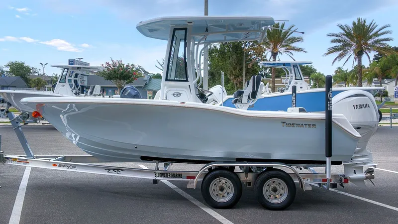 Slide: The Image of Tidewater 210 CC Adventure 2027 - 9
