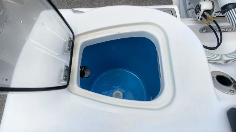 Slide: The Image of Tidewater 210 CC Adventure 2027 - 10