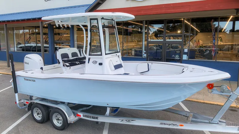 Slide: The Image of Tidewater 210 CC Adventure 2027 - 3
