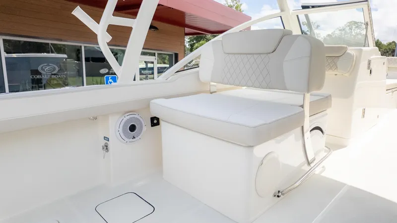 Slide: The Image of The 2026 World Cat 280 Dual Console features a sleek, white bench seat with modern design. - 20