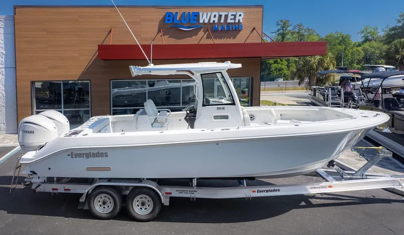 Slide: The Image of Everglades 285 Center Console 2026 - 57