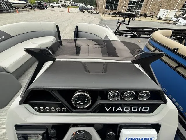 Slide: The Image of Viaggio Lago V22U with Mercury 150HP - 4-Stroke Engine, year 2025. - 38