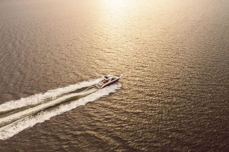 Slide: The Image of Sea Ray SLX 400 2026 - 71