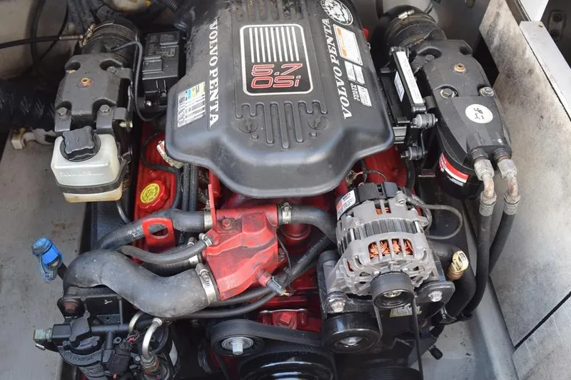 Slide: The Image of Volvo Penta 5.7 OSI engine in a 2006 Cobalt 240 boat. - 33