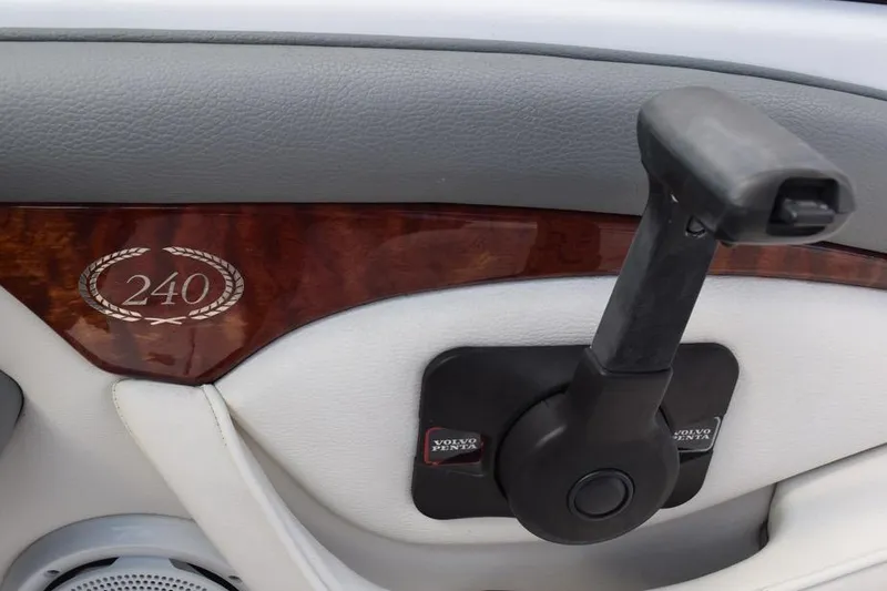Slide: The Image of Cobalt 240 boat interior detail with Volvo Penta throttle, 2006 model. - 20