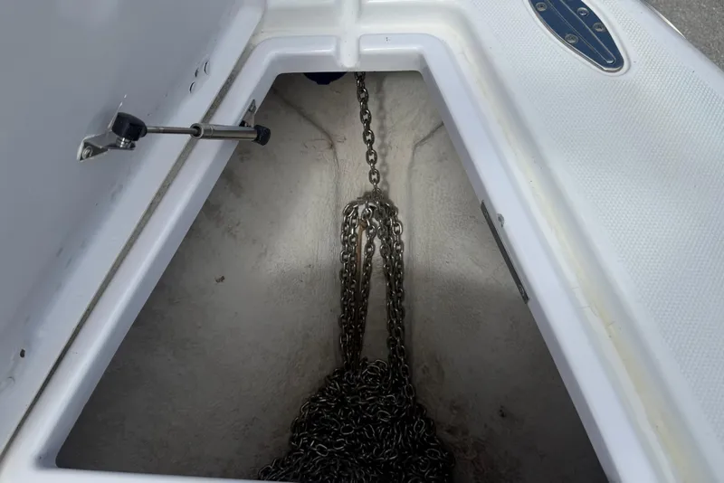 Slide: The Image of Anchor chain compartment of 2007 Donzi 29 ZF Open boat. - 43