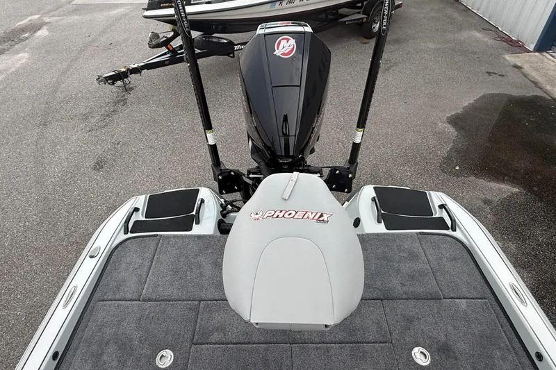 Slide: The Image of 2027 Phoenix 921 Elite X II boat with motor, viewed from above. - 11