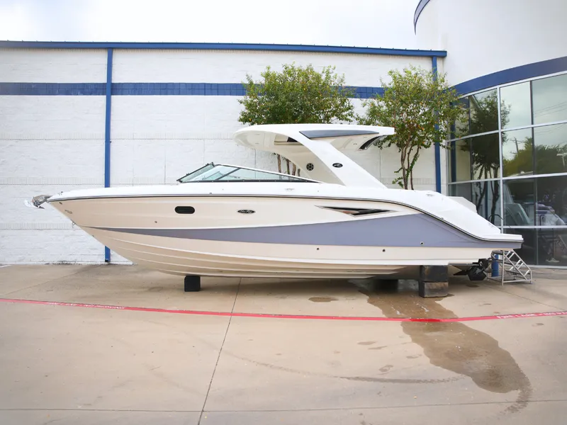The Image of Sea Ray SLX 310 2027 - 0