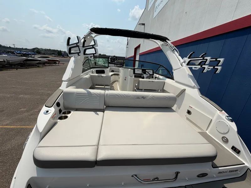 Slide: The Image of Sea Ray SDX 230 Surf 2026 - 5