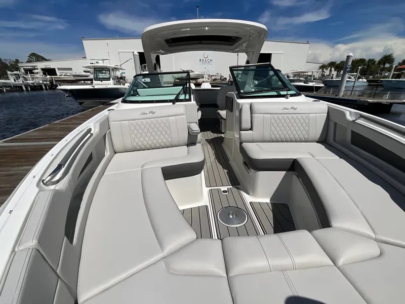 Slide: The Image of Sea Ray SLX 310 Outboard 2027 - 23