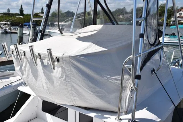 Slide: The Image of Flybridge stays covered when not in use - 67