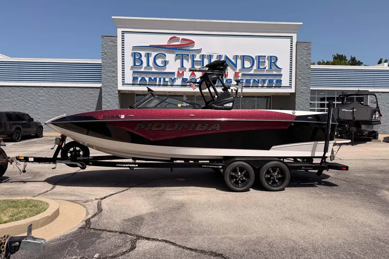 The Image of 2019 Moomba Makai boat on trailer at Big Thunder Marine dealership. - 0