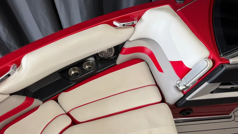 Slide: The Image of Malibu Wakesetter 23 LSV 2015 - 87