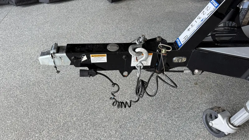 Slide: The Image of Malibu Wakesetter 23 LSV 2015 - 105