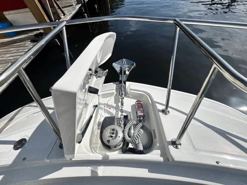 Slide: The Image of Sea Ray Sundancer 320 Outboard 2027 - 26