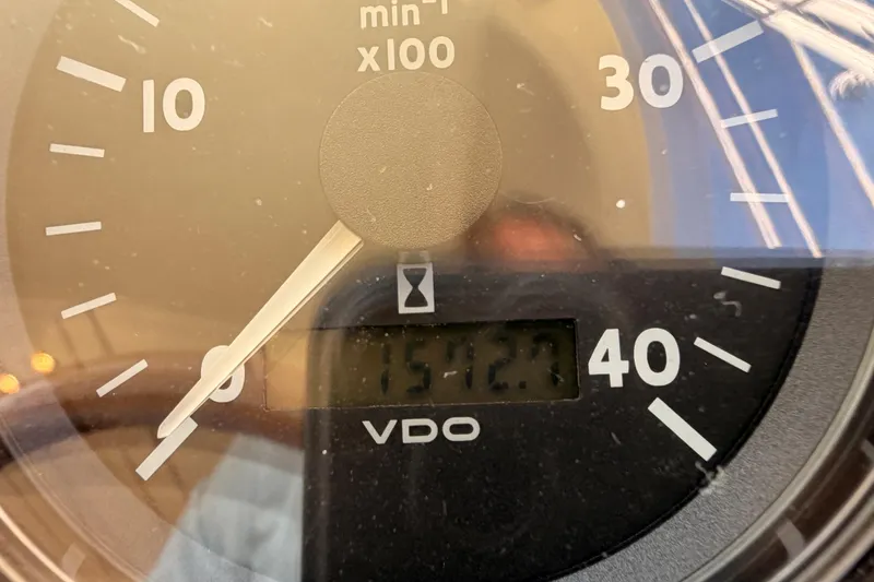 Slide: The Image of Tachometer of 2001 Fairline 55 yacht displaying 757.2 hours. - 84