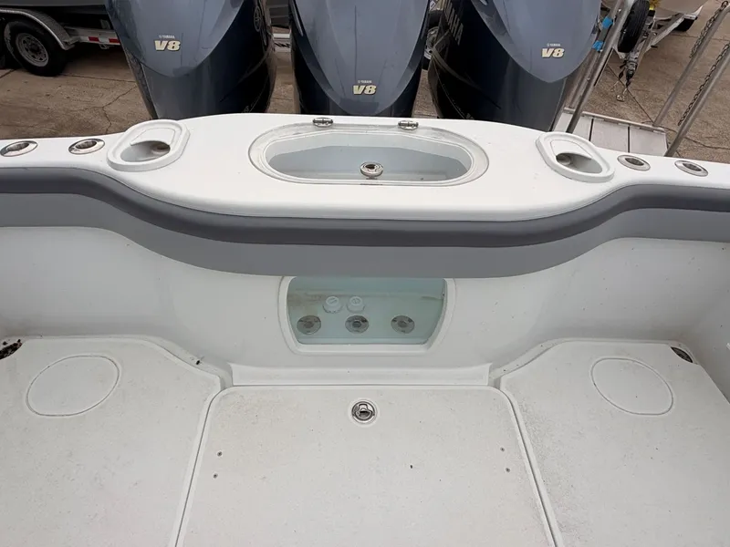 Slide: The Image of Yellowfin 39 Offshore 2018 - 26