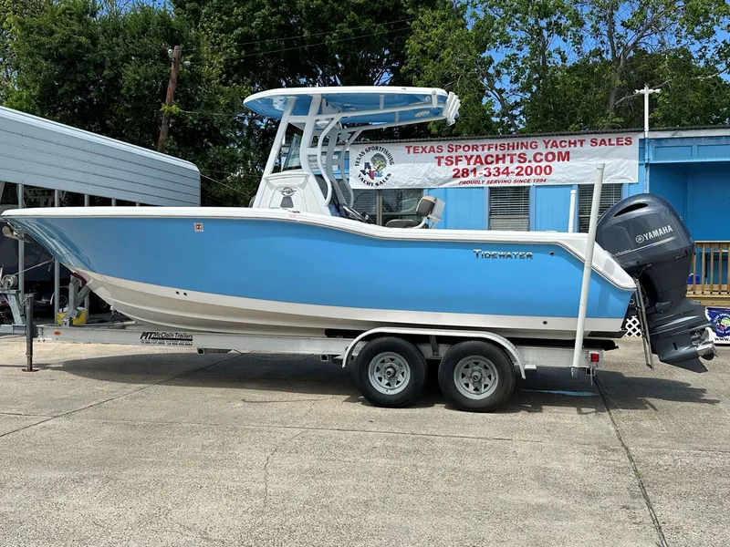 Slide: The Image of Tidewater 252 CC Adventure 2020 - 17