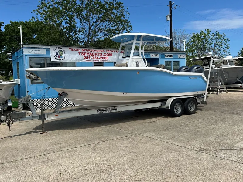 Slide: The Image of Tidewater 252 CC Adventure 2020 - 15