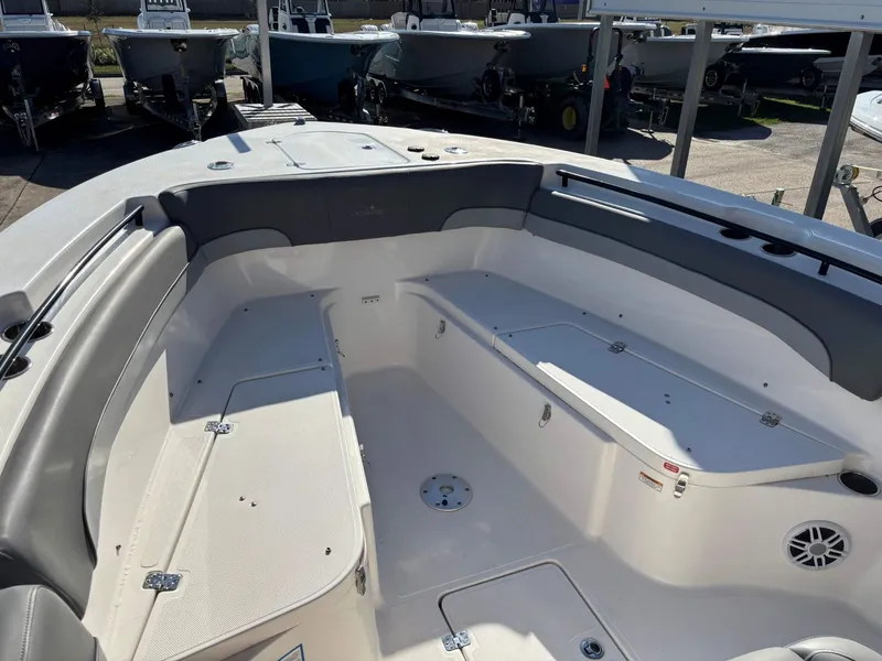 Slide: The Image of NauticStar 28 XS 2023 - 22