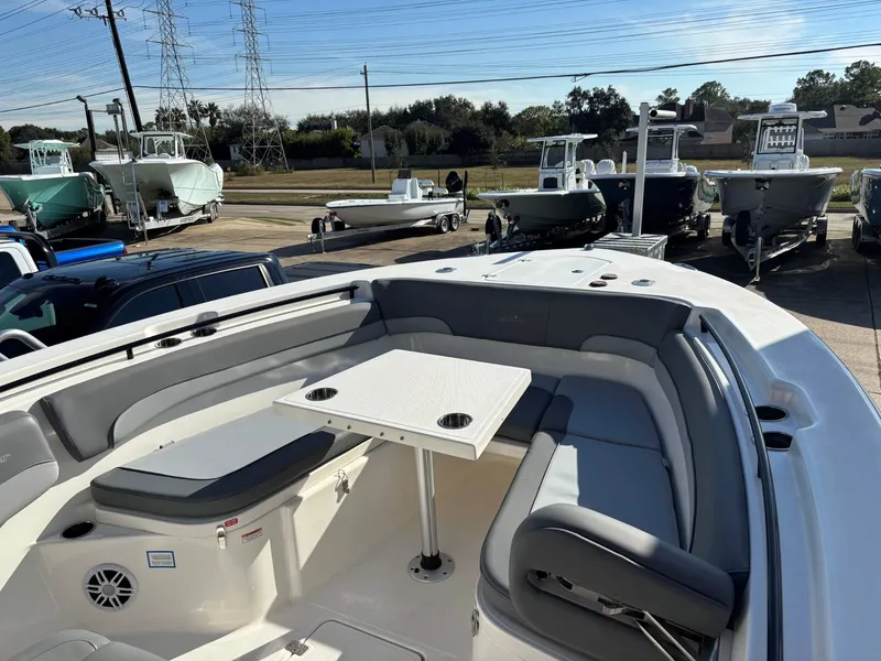 Slide: The Image of NauticStar 28 XS 2023 - 25