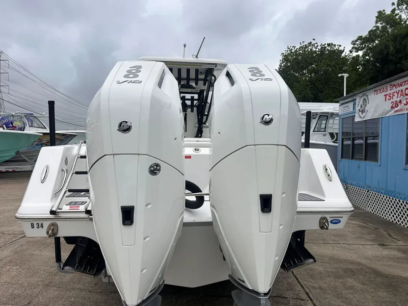 Slide: The Image of Tidewater 320 CC Adventure 2023 - 24