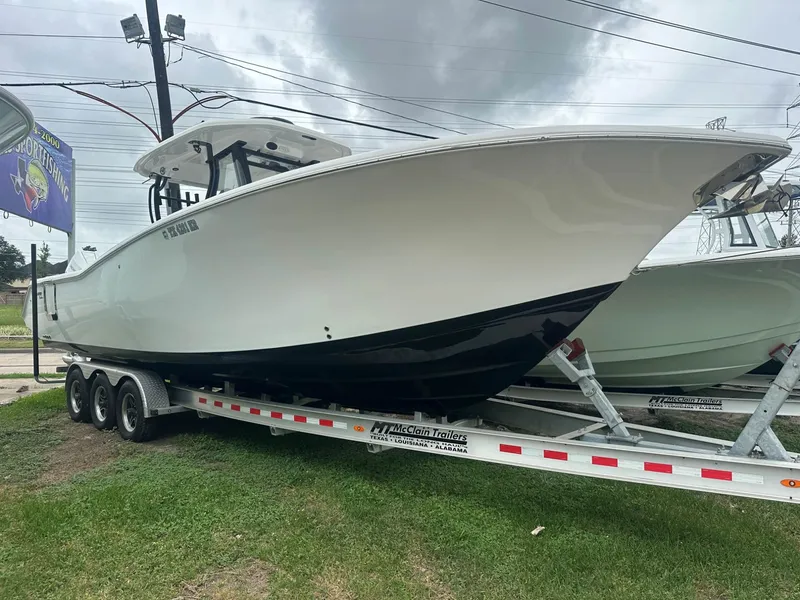 Slide: The Image of Tidewater 320 CC Adventure 2023 - 27